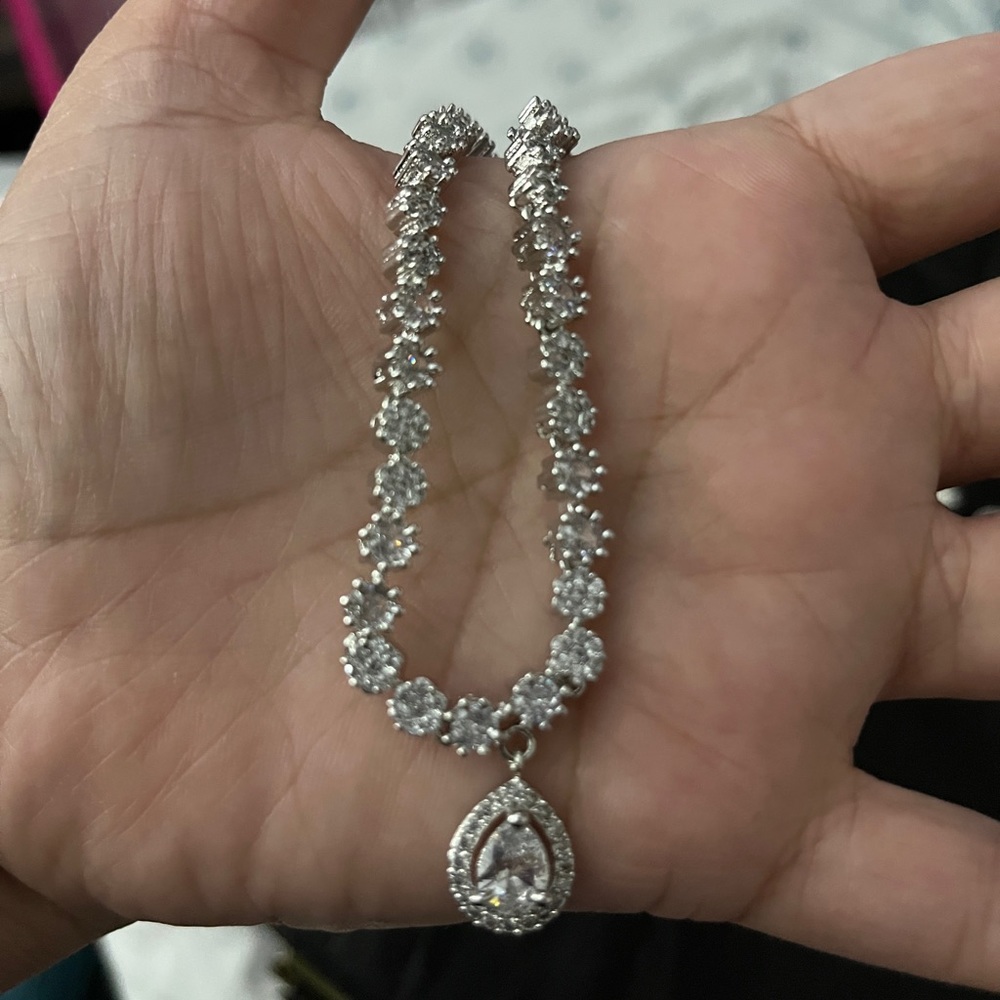 Pure diamond style .